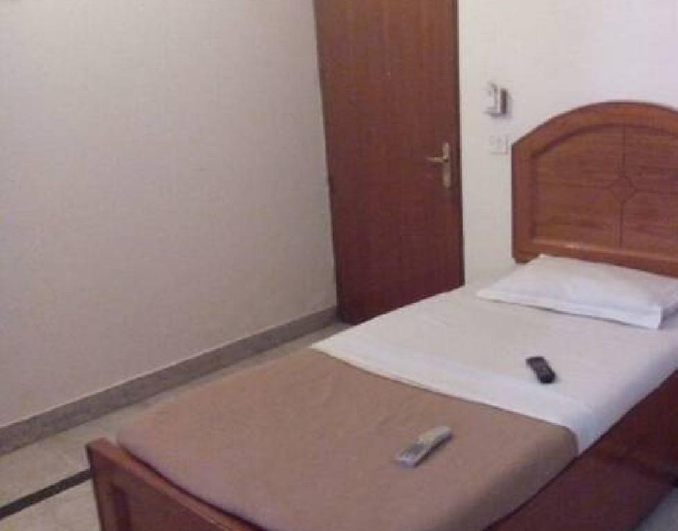 Mahalaxmi Plaza Hotel Фаридабад Номер фото